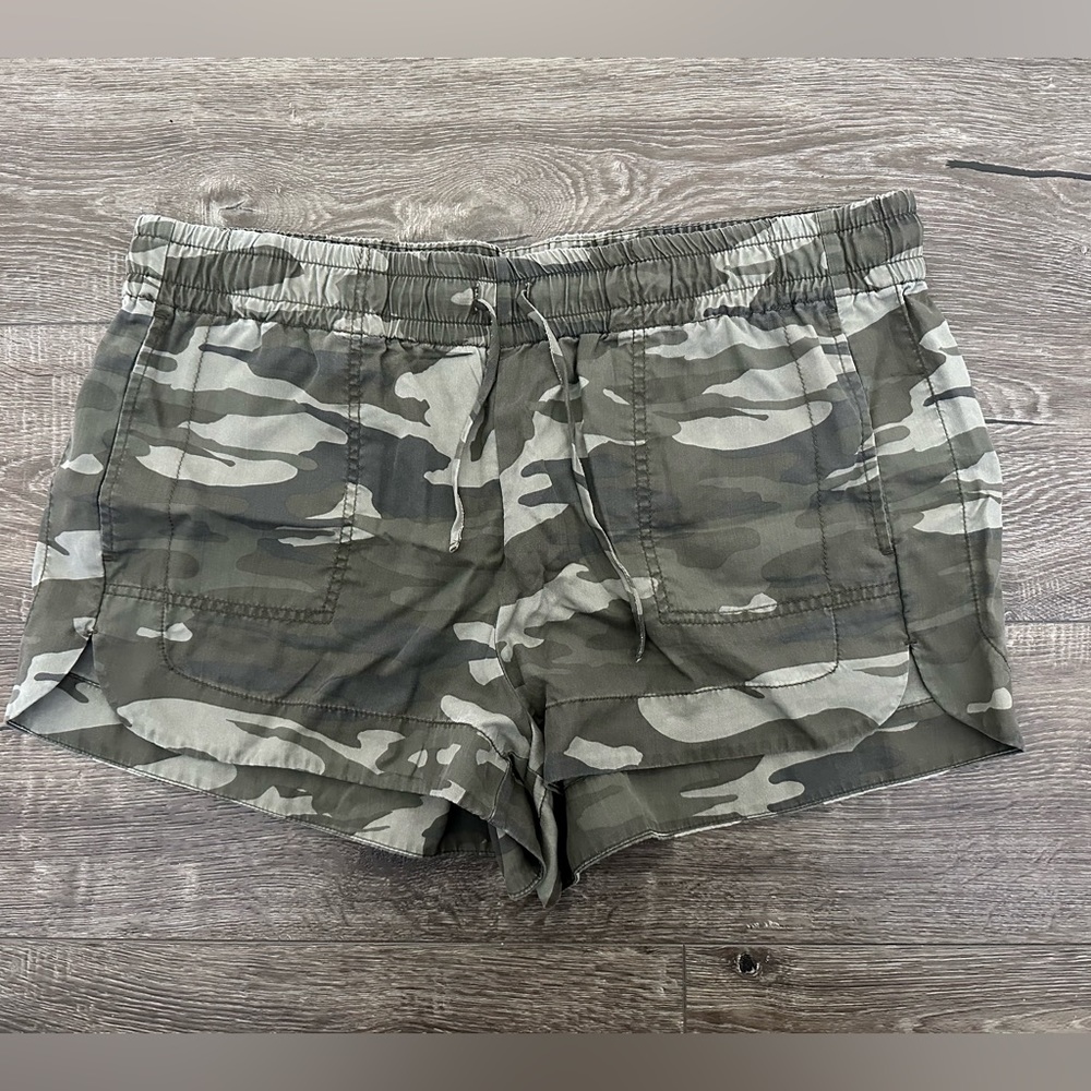 Express Shorts